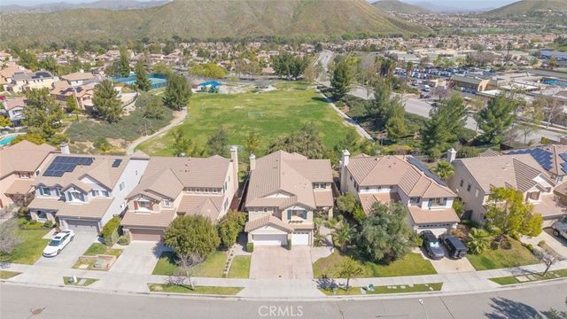 31952 Cedarhill Lane, Lake Elsinore, CA 92532