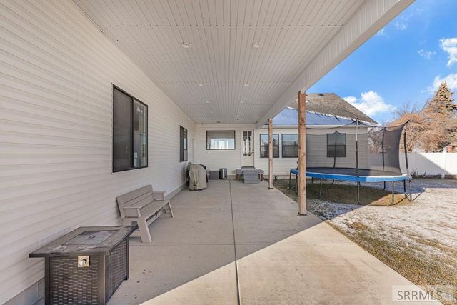 1423 N 950 E, Shelley, ID 83274
