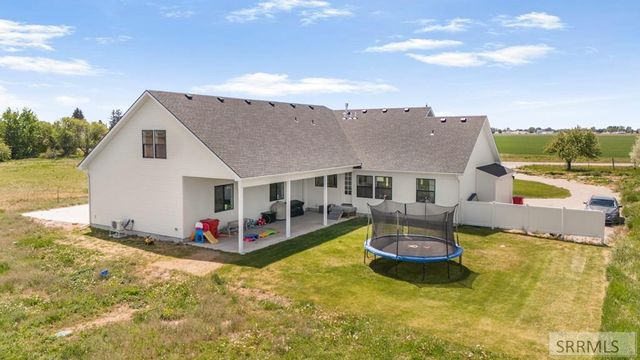 1423 N 950 E, Shelley, ID 83274