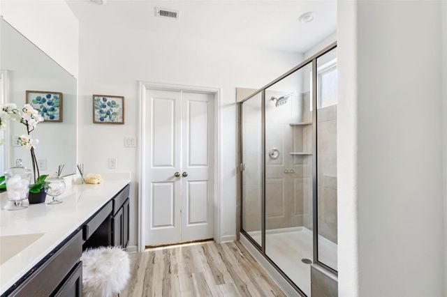 1650 Chart Drive, Crosby, TX 77532