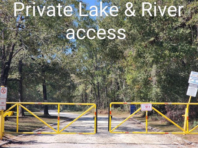 1650 Chart Drive, Crosby, TX 77532