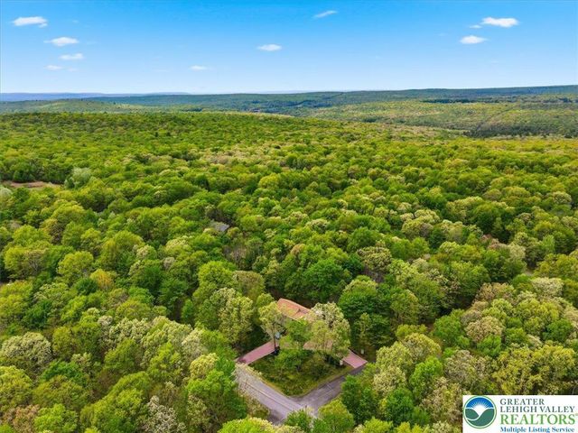 31 Emerson Way, Penn Forest Twp, PA 18210