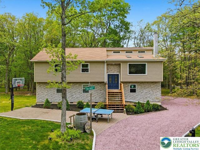 31 Emerson Way, Penn Forest Twp, PA 18210