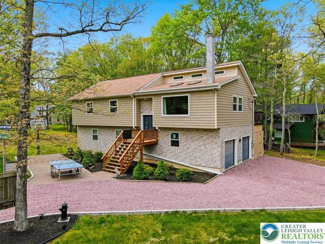 31 Emerson Way, Penn Forest Twp, PA 18210
