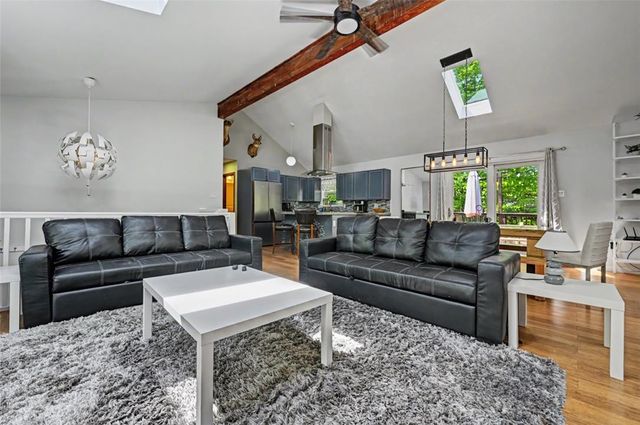 31 Emerson Way, Penn Forest Twp, PA 18210