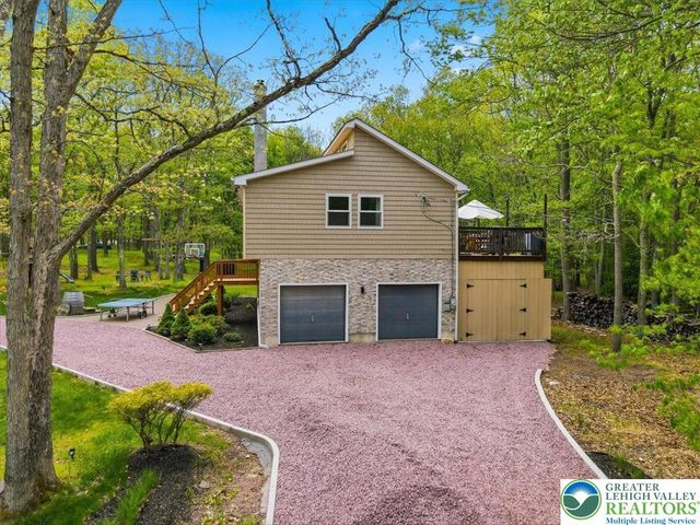 31 Emerson Way, Penn Forest Twp, PA 18210