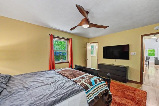 31 Emerson Way, Penn Forest Twp, PA 18210