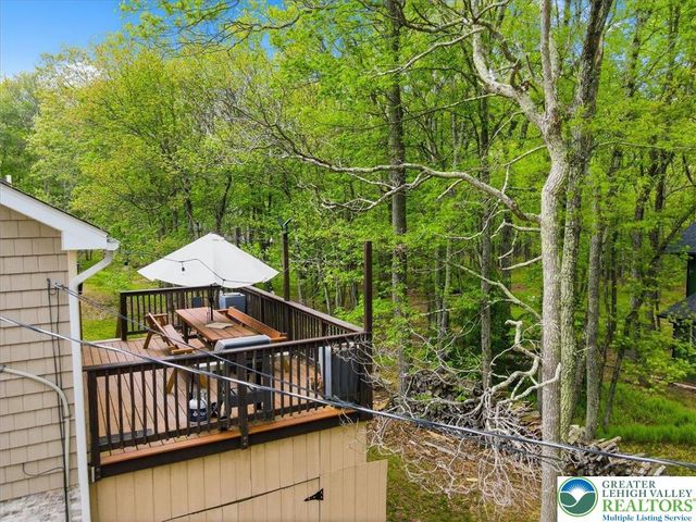 31 Emerson Way, Penn Forest Twp, PA 18210
