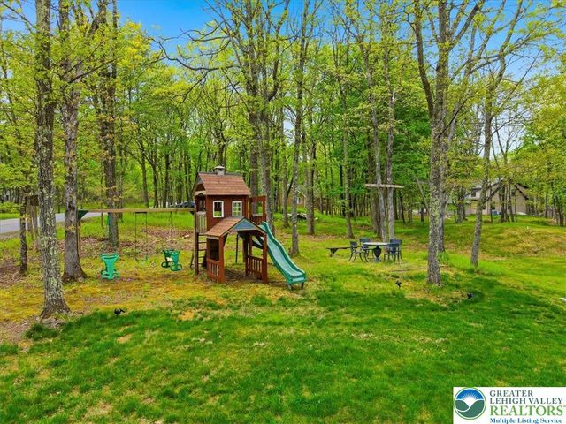 31 Emerson Way, Penn Forest Twp, PA 18210