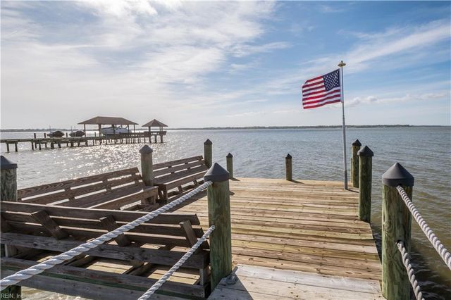 4007 River Park DR, Suffolk, VA 23435