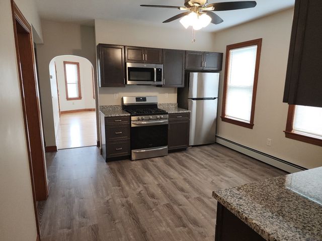 2 Cameron St 2, Worcester, MA 01604