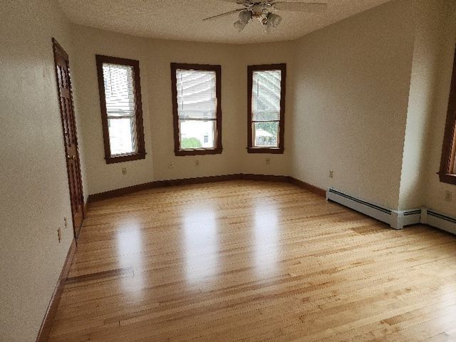 2 Cameron St 2, Worcester, MA 01604