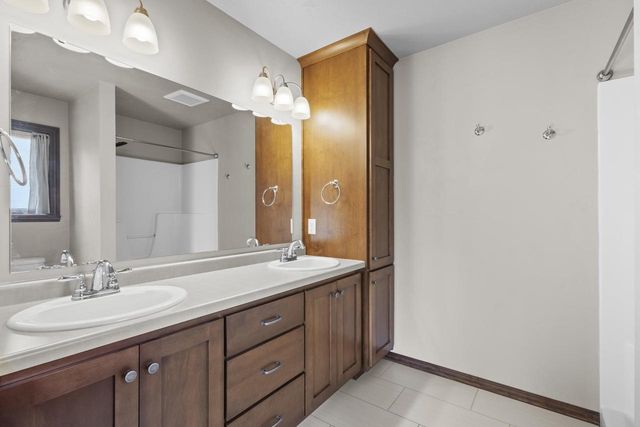 3800 FISCHER ROAD, Green Bay, WI 54311