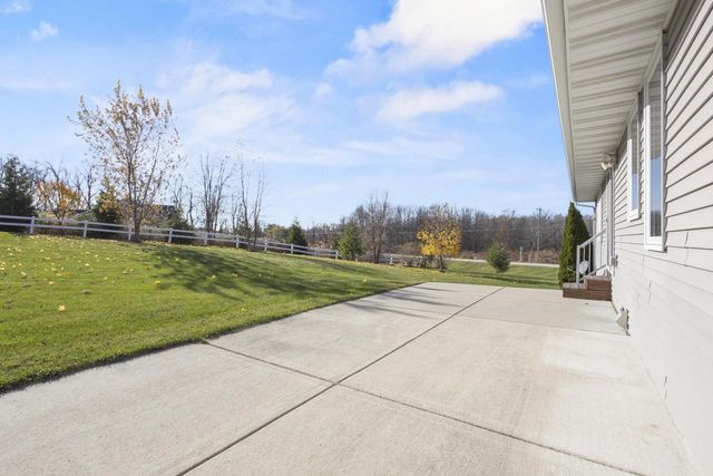 3800 FISCHER ROAD, Green Bay, WI 54311