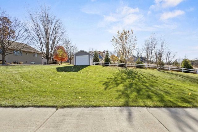 3800 FISCHER ROAD, Green Bay, WI 54311