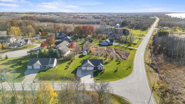 3800 FISCHER ROAD, Green Bay, WI 54311