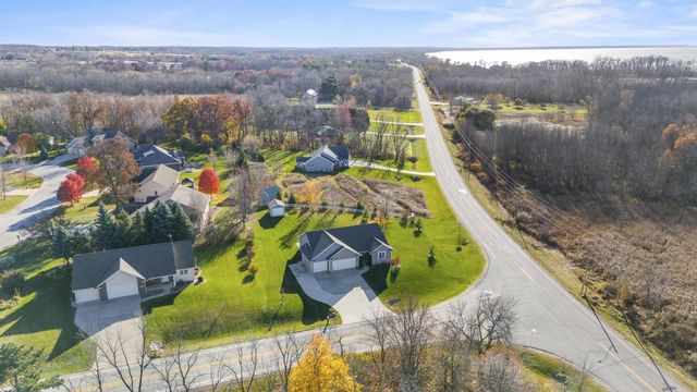 3800 FISCHER ROAD, Green Bay, WI 54311