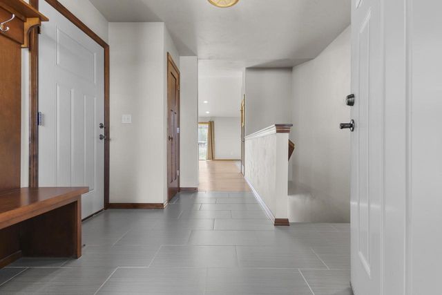 3800 FISCHER ROAD, Green Bay, WI 54311