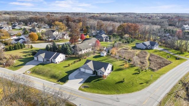 3800 FISCHER ROAD, Green Bay, WI 54311