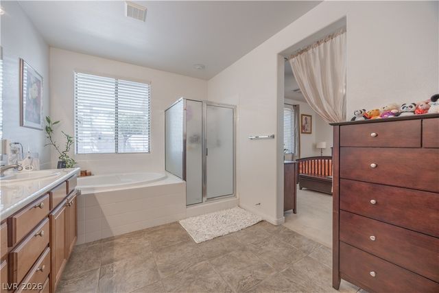 1828 Moonglow Peak Avenue, North Las Vegas, NV 89084