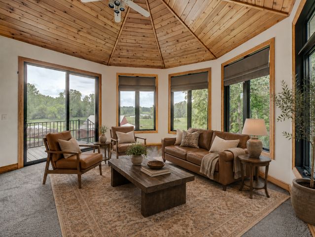 9175 107th Street N, Stillwater, MN 55082