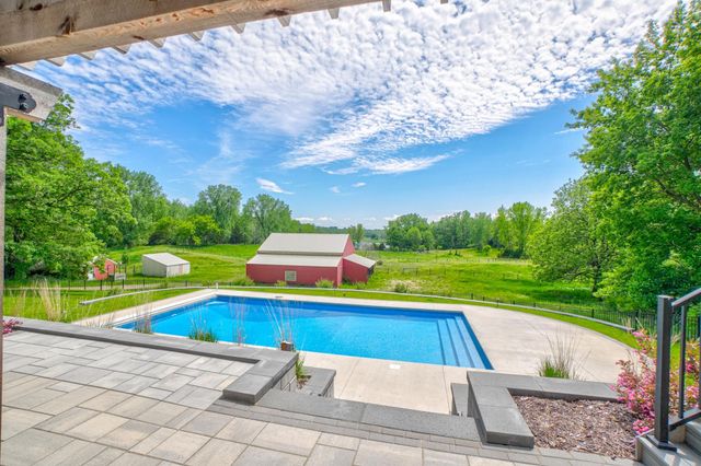 9175 107th Street N, Stillwater, MN 55082