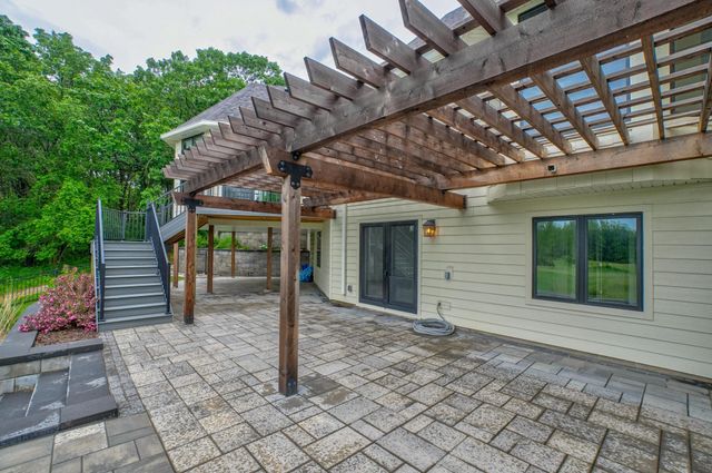 9175 107th Street N, Stillwater, MN 55082