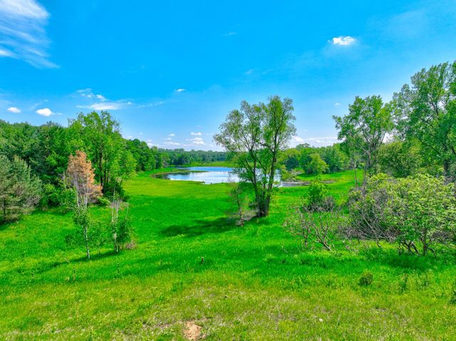 9175 107th Street N, Stillwater, MN 55082