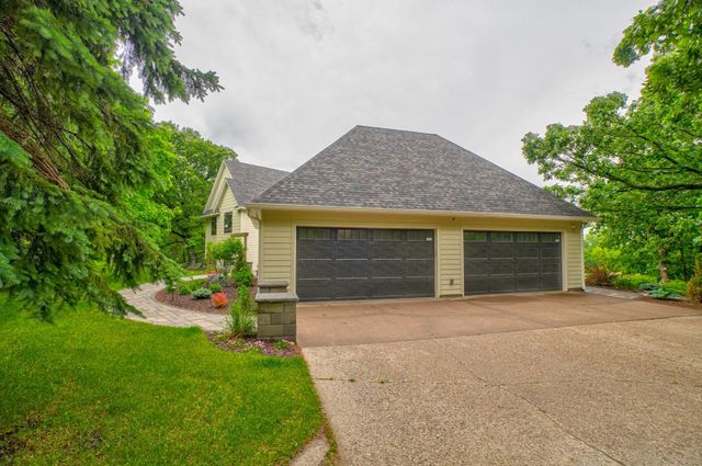 9175 107th Street N, Stillwater, MN 55082
