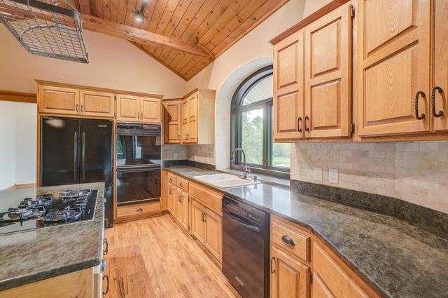 9175 107th Street N, Stillwater, MN 55082