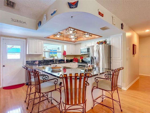 3008 RIPPLEWOOD DRIVE, Seffner, FL 33584