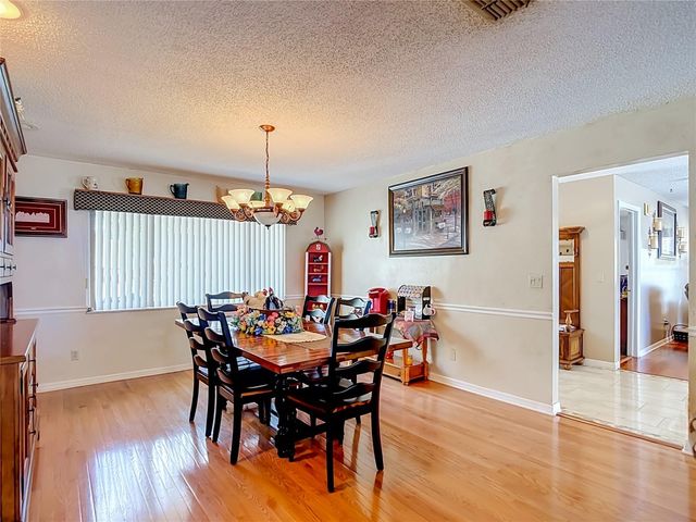 3008 RIPPLEWOOD DRIVE, Seffner, FL 33584