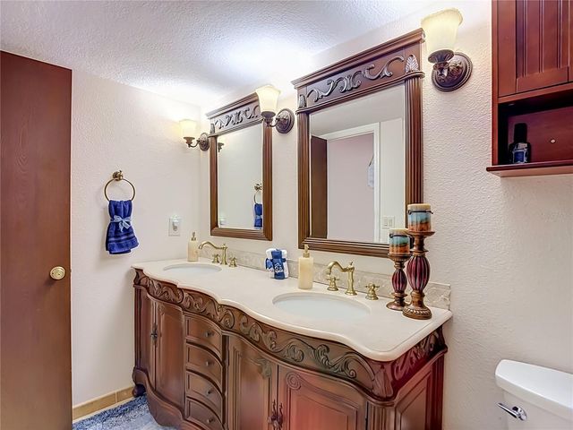 3008 RIPPLEWOOD DRIVE, Seffner, FL 33584