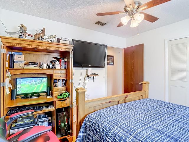 3008 RIPPLEWOOD DRIVE, Seffner, FL 33584
