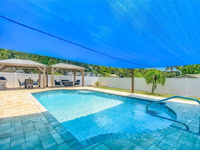 3008 RIPPLEWOOD DRIVE, Seffner, FL 33584