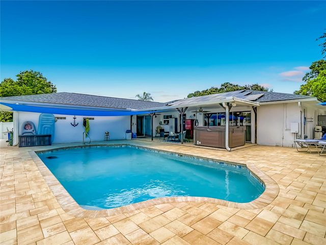 3008 RIPPLEWOOD DRIVE, Seffner, FL 33584