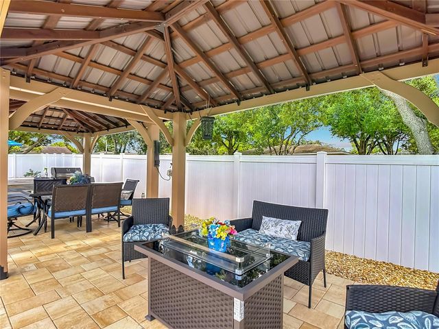 3008 RIPPLEWOOD DRIVE, Seffner, FL 33584