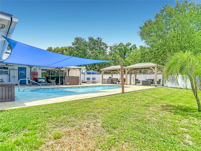 3008 RIPPLEWOOD DRIVE, Seffner, FL 33584