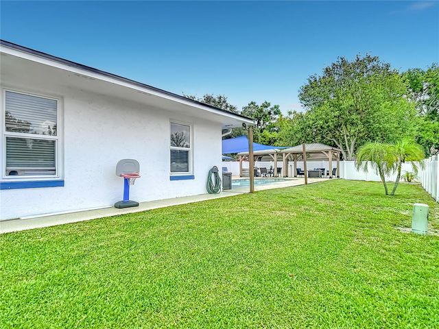 3008 RIPPLEWOOD DRIVE, Seffner, FL 33584