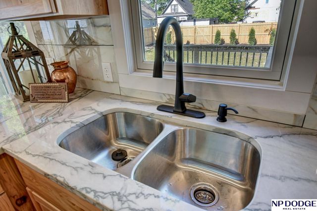 3532 N 28th Avenue, Omaha, NE 68111