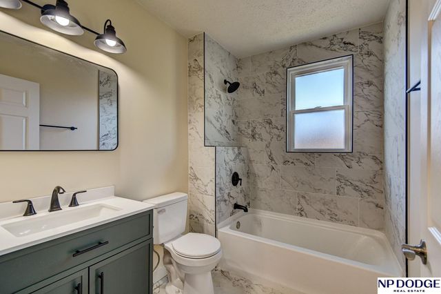 3532 N 28th Avenue, Omaha, NE 68111