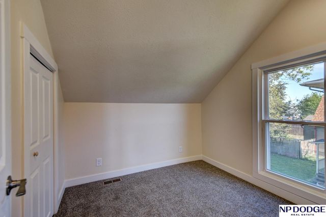 3532 N 28th Avenue, Omaha, NE 68111