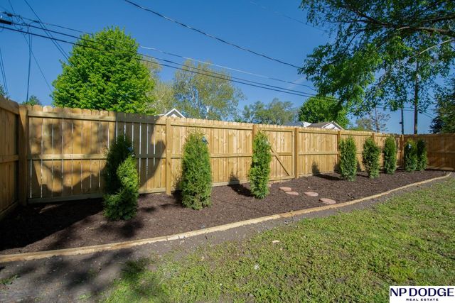 3532 N 28th Avenue, Omaha, NE 68111