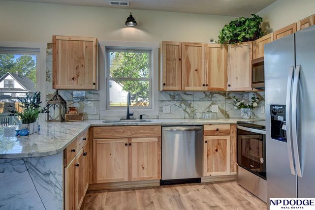 3532 N 28th Avenue, Omaha, NE 68111
