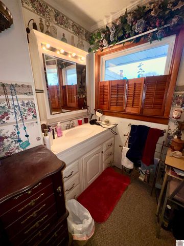 1549 Husbands Road, Paducah, KY 42003