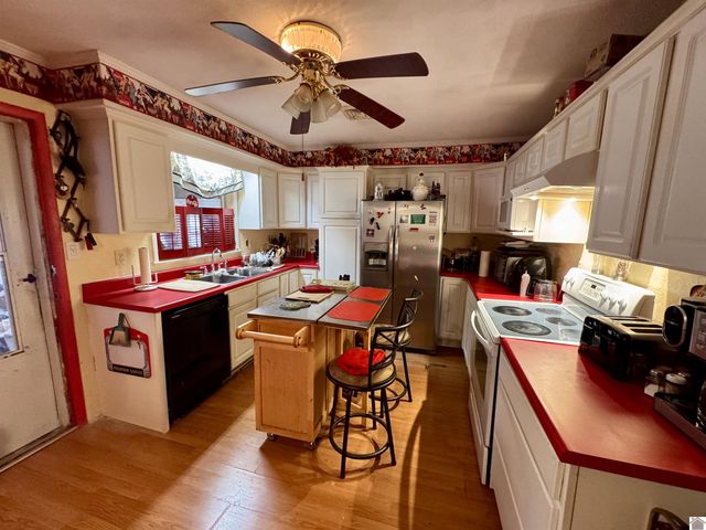 1549 Husbands Road, Paducah, KY 42003