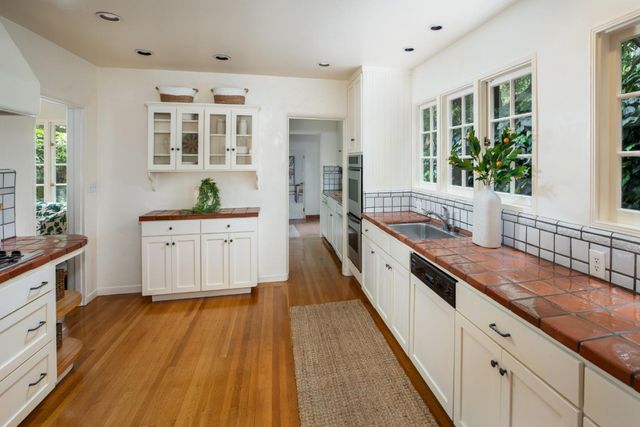 1880 Fulton Street, Palo Alto, CA 94303