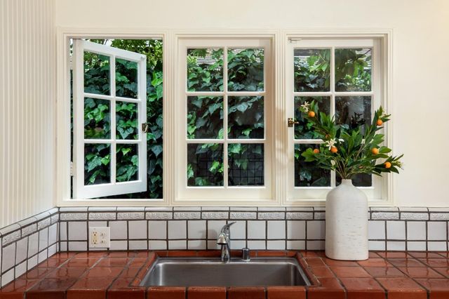 1880 Fulton Street, Palo Alto, CA 94303