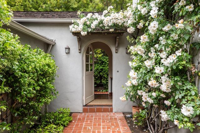 1880 Fulton Street, Palo Alto, CA 94303