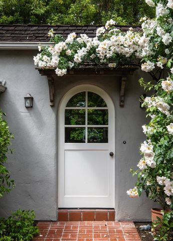 1880 Fulton Street, Palo Alto, CA 94303